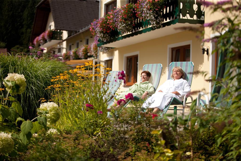 Hotel Moenichwalderhof Monichwald Extérieur photo