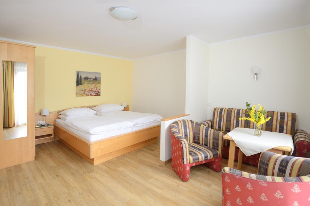 Hotel Moenichwalderhof Monichwald Chambre photo