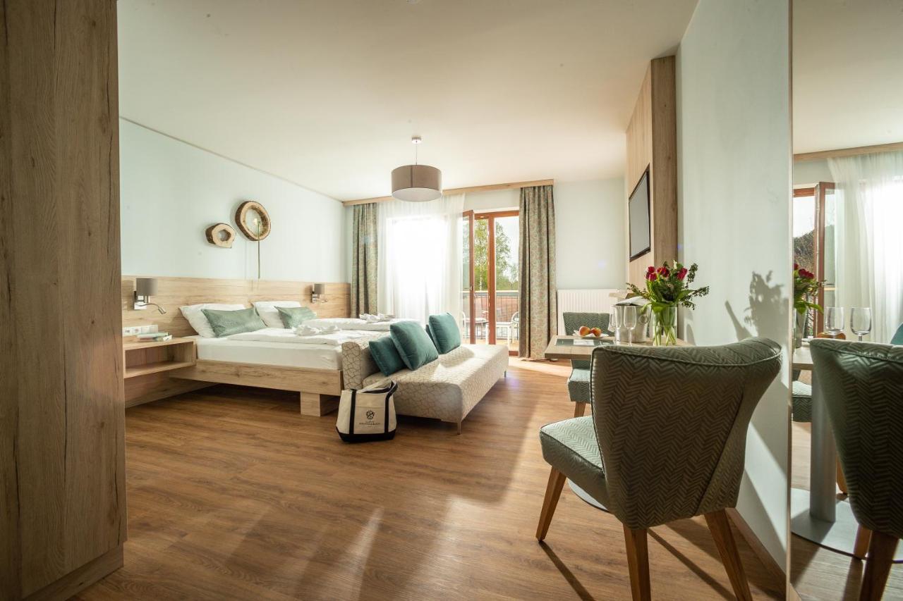 Hotel Moenichwalderhof Monichwald Extérieur photo