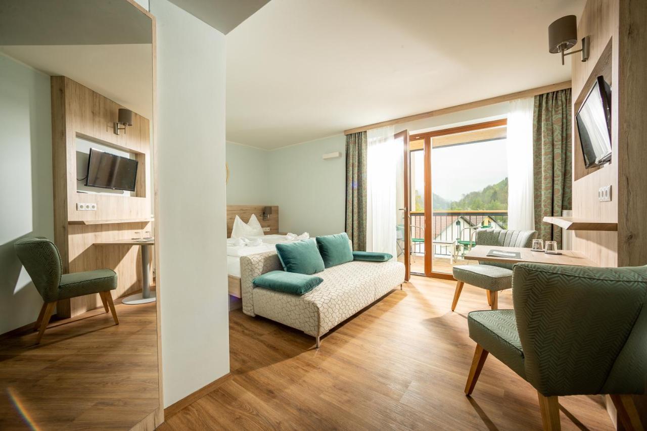 Hotel Moenichwalderhof Monichwald Extérieur photo